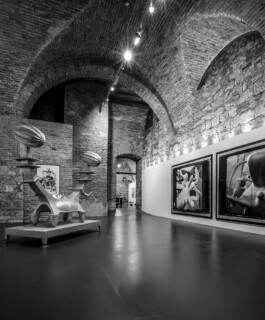 Ausstellung Bruno Gironcolie, Tobias Pils, Elfie Semotan – Foto: Manuel Kreuzer 